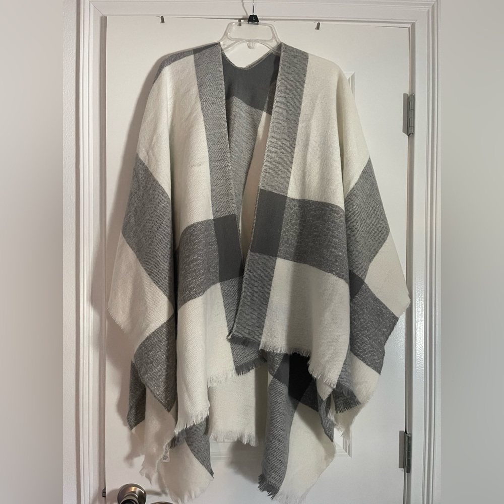 Old Navy Cream and Gray Plaid Poncho